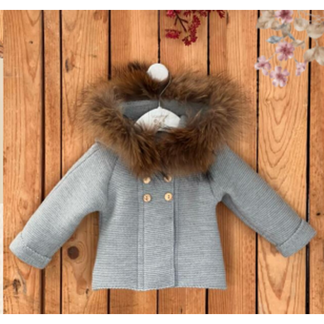 TRENKA PUNTO C/CAPUCHA PELO NATURAL GRIS