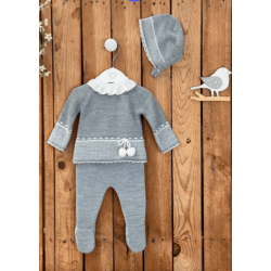 CONJUNTO 3PZAS PRIMERA PUESTA GRIS POMPONES BLANCOS