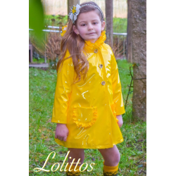 ABRIGO VUELO ACHAROLADO AMARILLO FORRADO EN PELITO